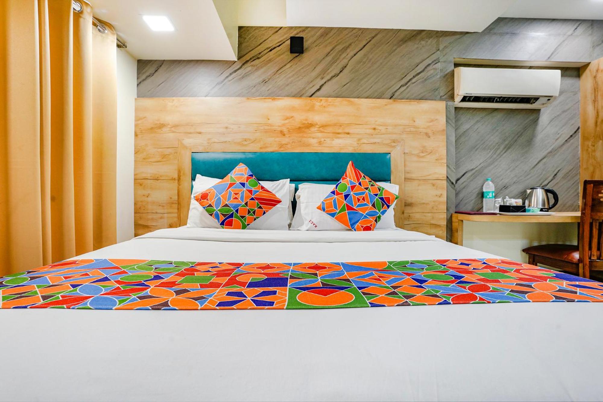 Fabexpress Amber Corp Inn - Nr Nesco Exhibition Center Bombay Extérieur photo