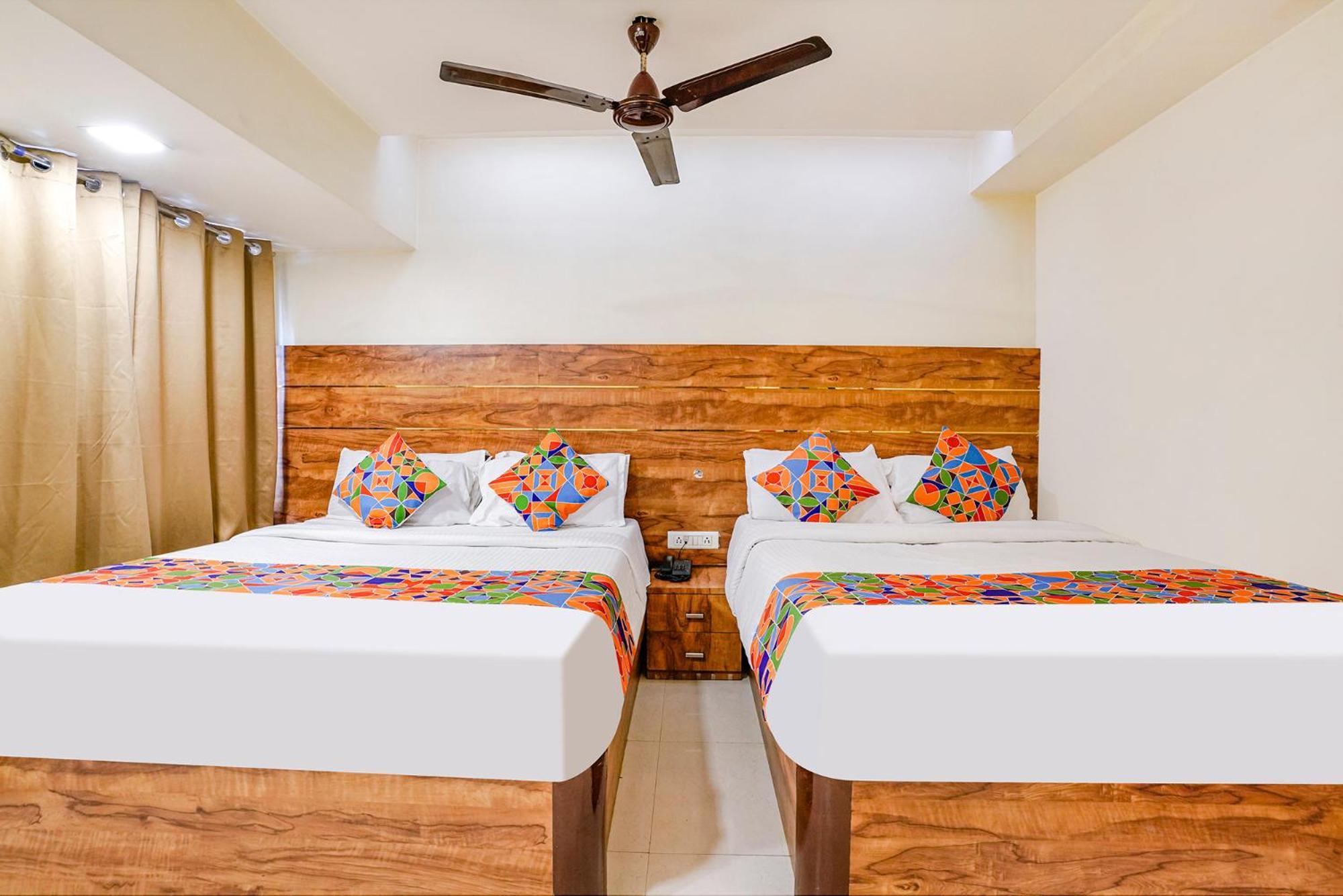 Fabexpress Amber Corp Inn - Nr Nesco Exhibition Center Bombay Extérieur photo