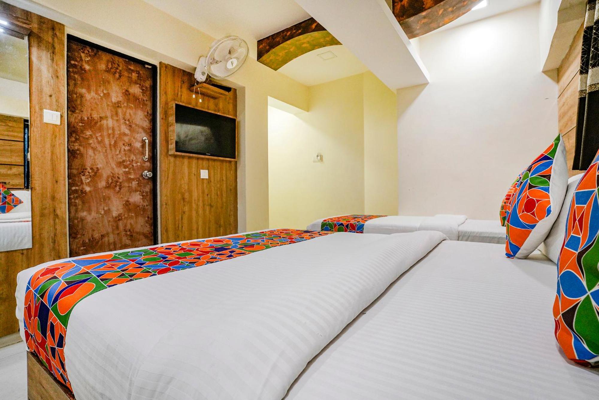 Fabexpress Amber Corp Inn - Nr Nesco Exhibition Center Bombay Extérieur photo