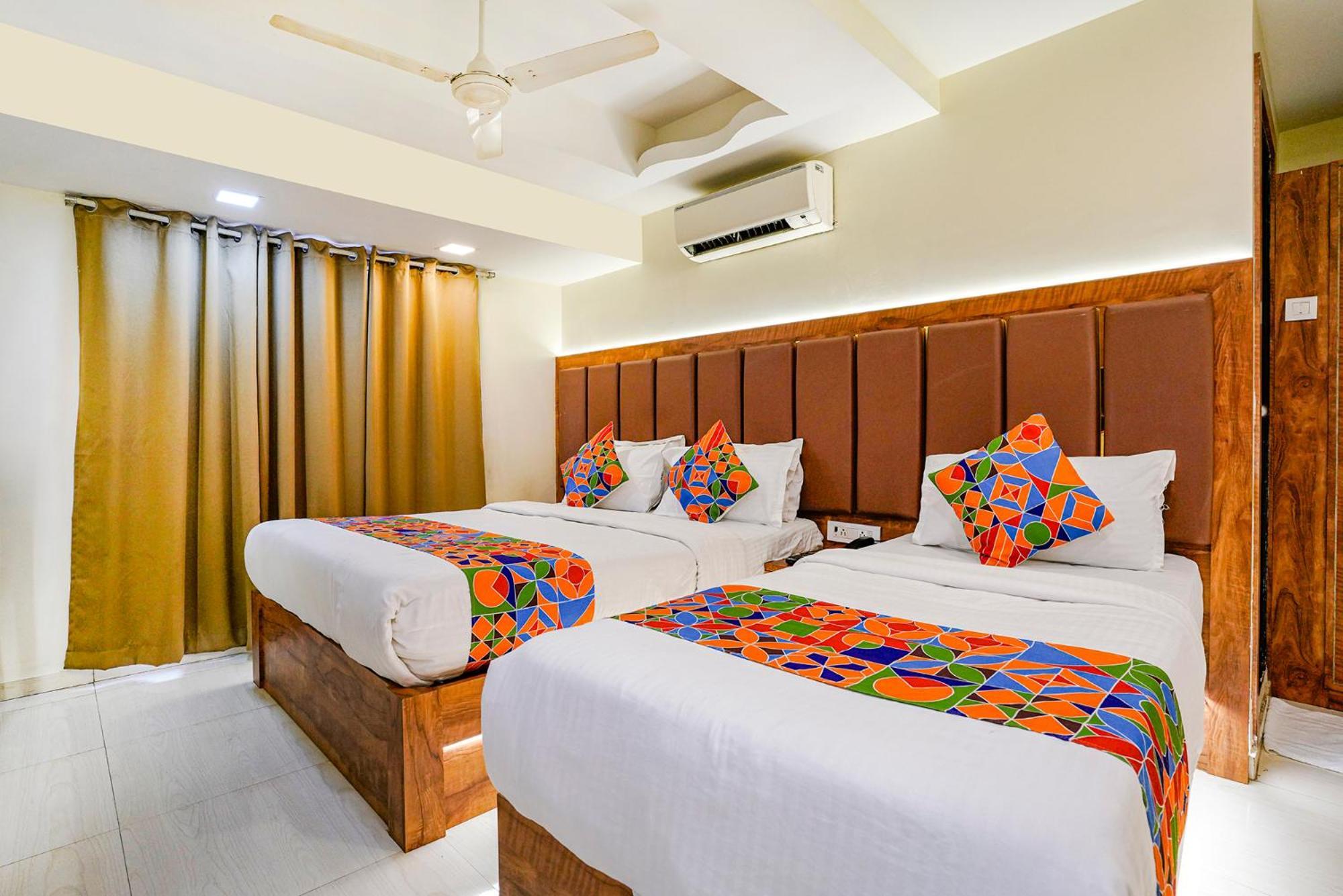 Fabexpress Amber Corp Inn - Nr Nesco Exhibition Center Bombay Extérieur photo